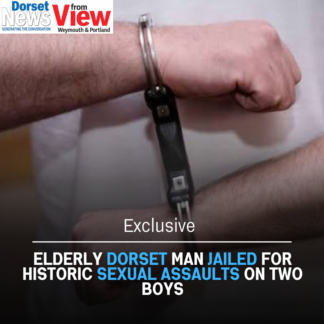 White Minimalist Economics Headline News Instagram Post(22)